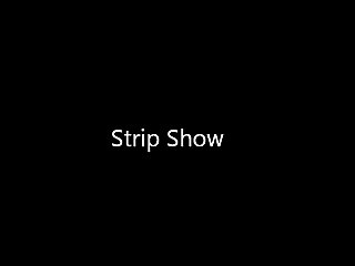 Viki&#039;s Strip Show