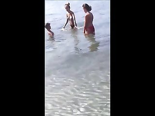 Voyeur a la plage (74) - topless sexy girls
