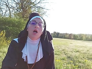 Sinful nun dilates her ass at the end of the confessional!