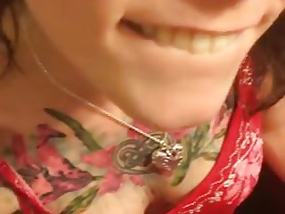 Cute tatted gf loves sucking cock and eating cum