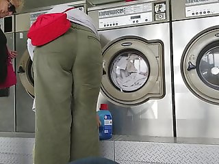 Creep Shots girl next door type at laundry room nice ass