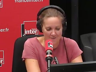 Constance naked boobs radio France inter