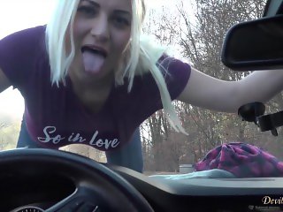 'Licking the wildshield car , squirt, boobs show, roleplay,ass  DevilSopie'